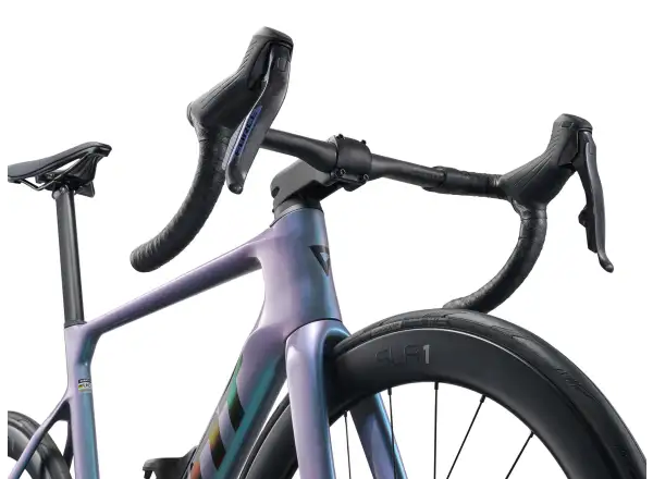 Giant Propel Advanced Pro 0 AXS cestný bicykel Prismatic Haze