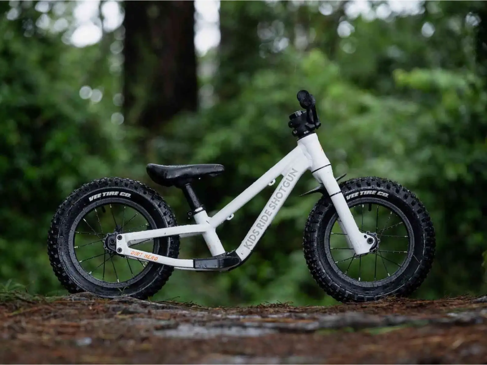 Kids Ride Shotgun Dirt Hero 12 odrážadlo s brzdou