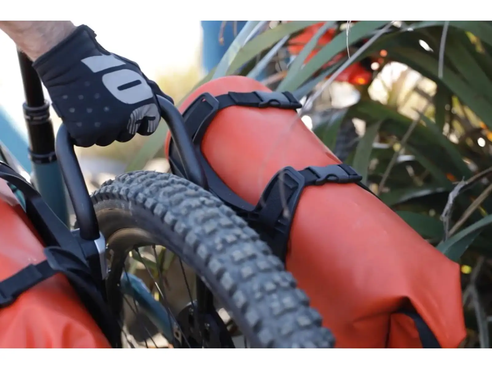 Aeroe Spider Rear Cradle predný držiak na riadidlá čierna