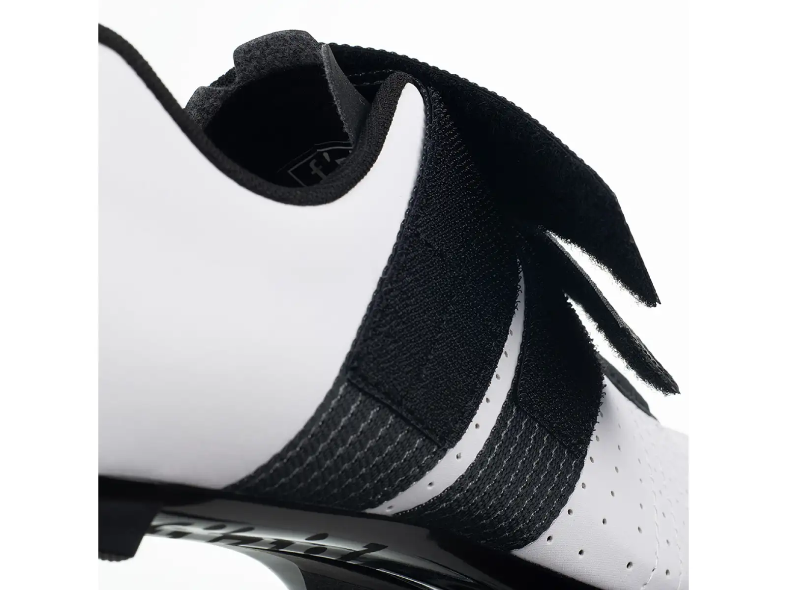 Fizik Tempo Powerstrap R5 cestné pánske tretry White/Black