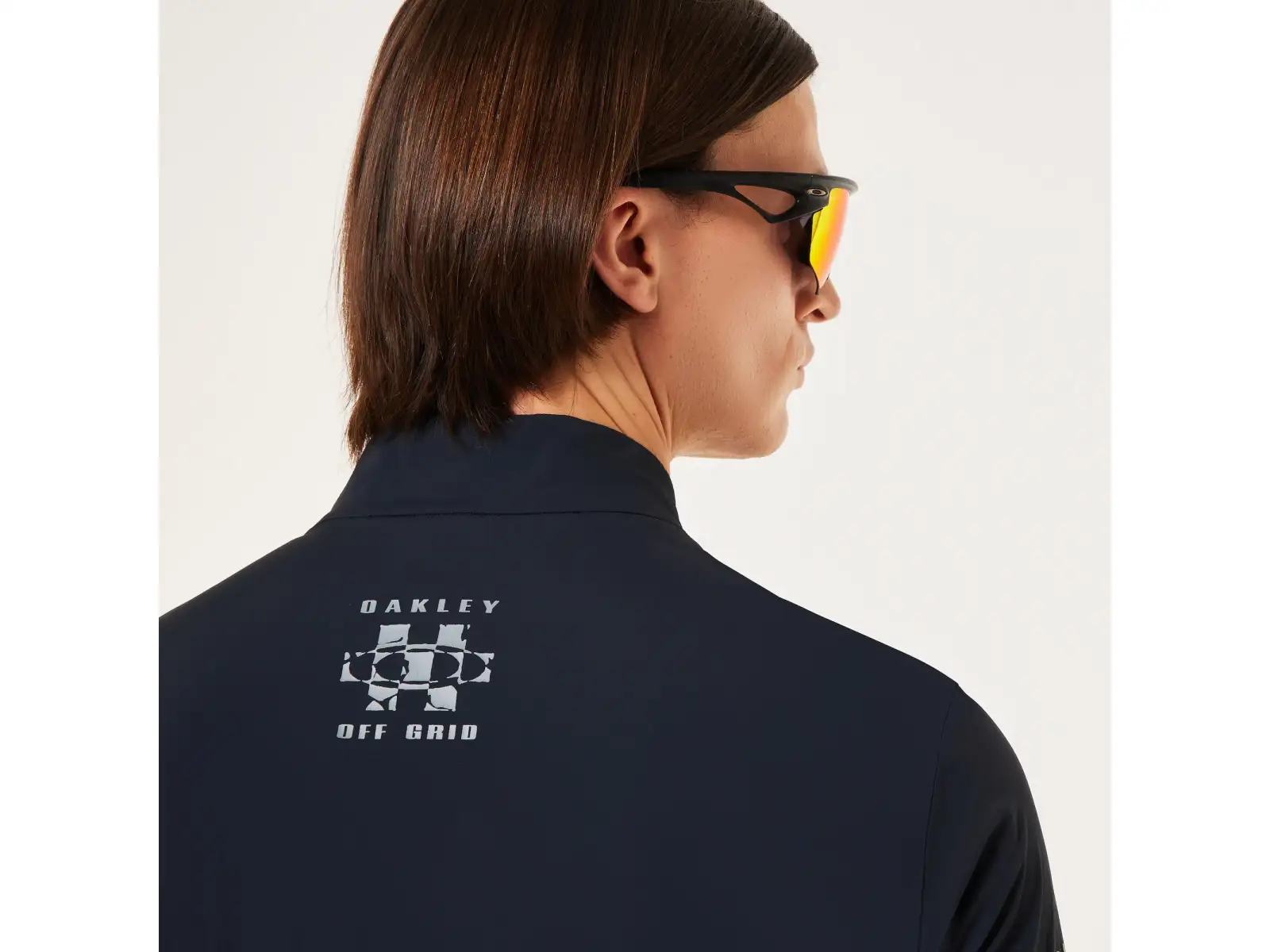 Oakley Off Grid Pkble 2.0 pánska bunda Blackout