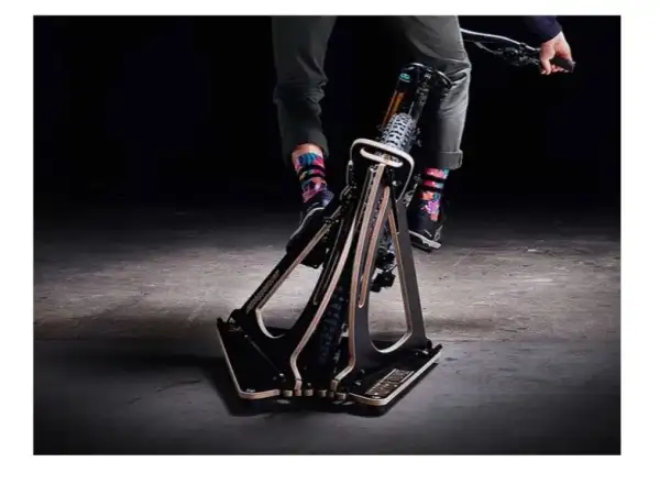 MTB Hopper Balance trenažér vyvažovania zadných kolies