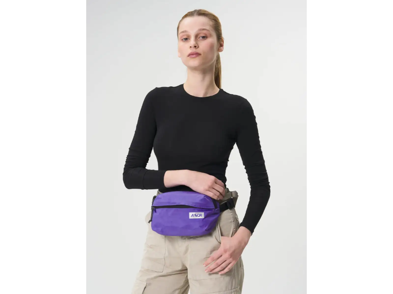 Aevor Hip Bag Ease taška cez rameno/ľadvinka Purple