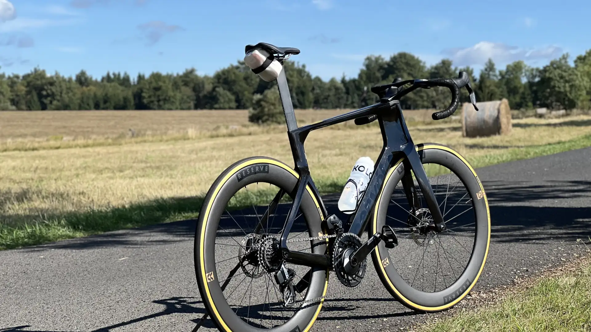 Cervélo S5: recenzia aero cestného bicykla, ktorý prekvapí aj v kopcoch