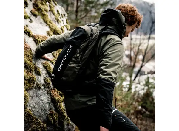 Ortovox Traverse 20 horolezecký batoh 20 l Sea Surface