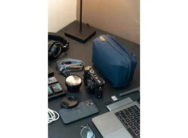 Peak Design Tech Pouch 2 l taška Midnight