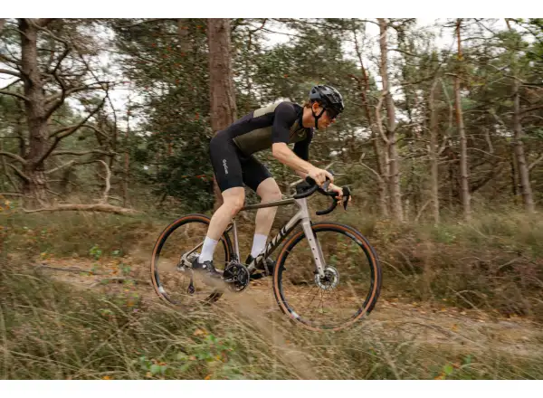 Isaac Torus Xplore GRX610/RX820 2x12 gravel bicykel Blast Bronze