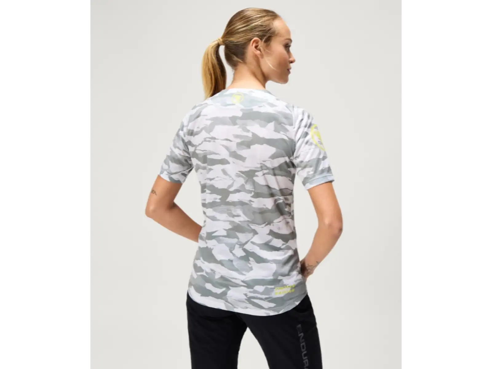 Endura LTD Mountain Camo dámsky dres krátky rukáv Haar Grey