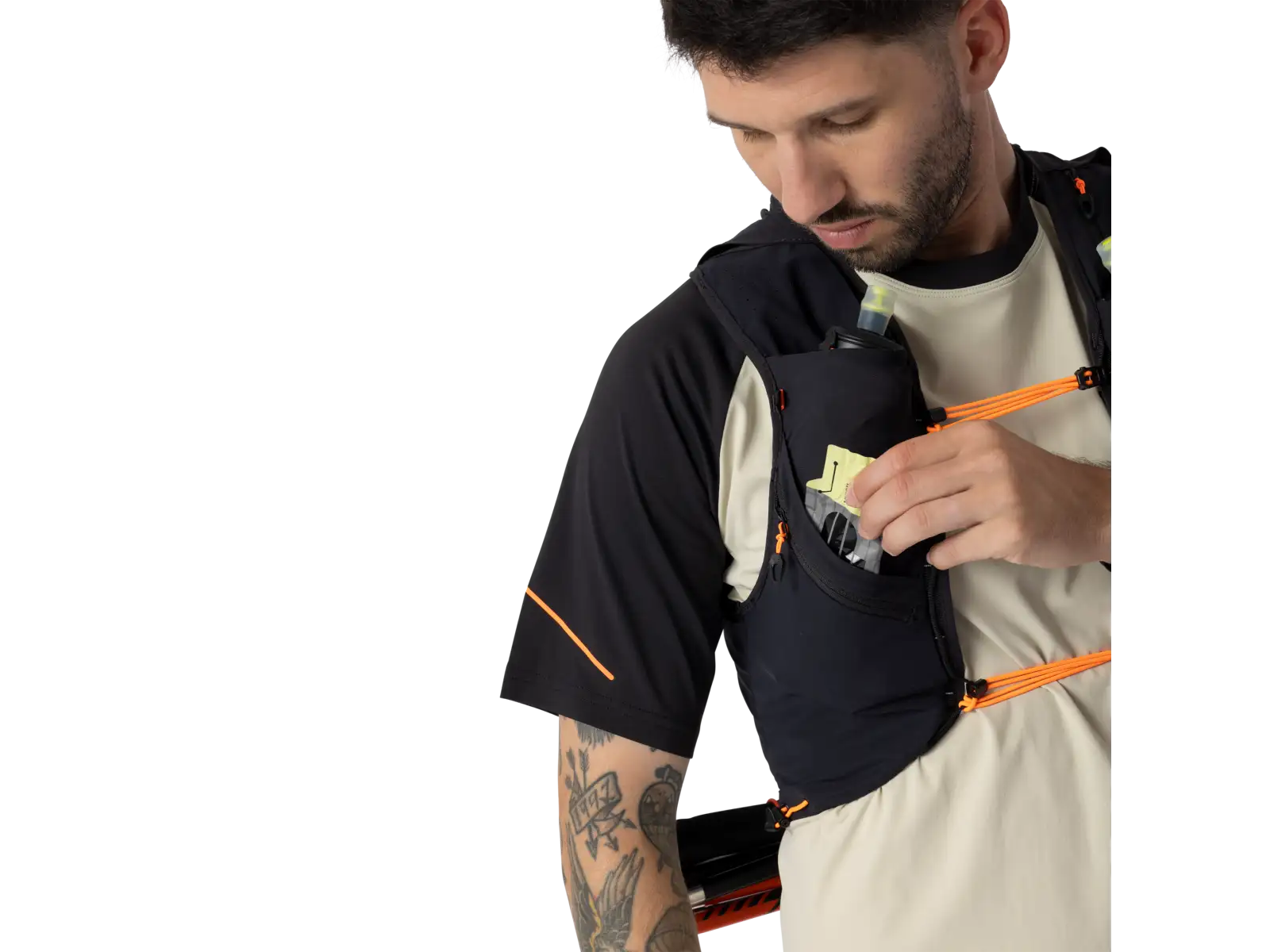 Bežecká vesta Dynafit Alpine 15 l Black Out