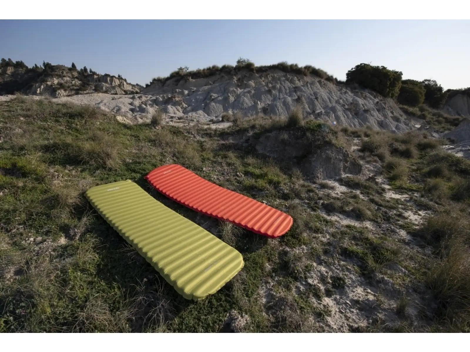Pinguin Matrix 25 NX karimatka samonafukovacia Orange
