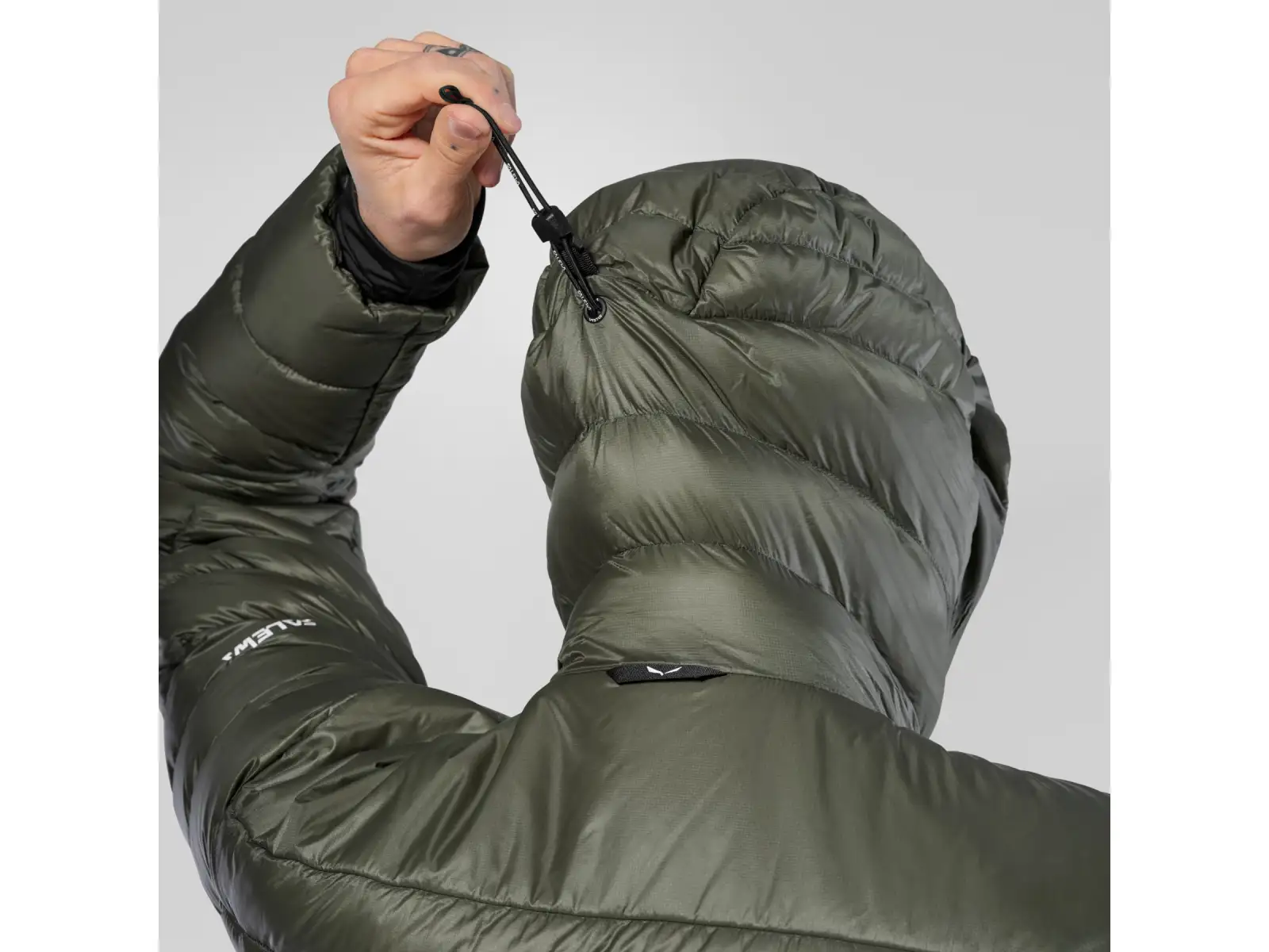 Salewa Ortles Med 3 RDS DWN pánska bunda Faded Green