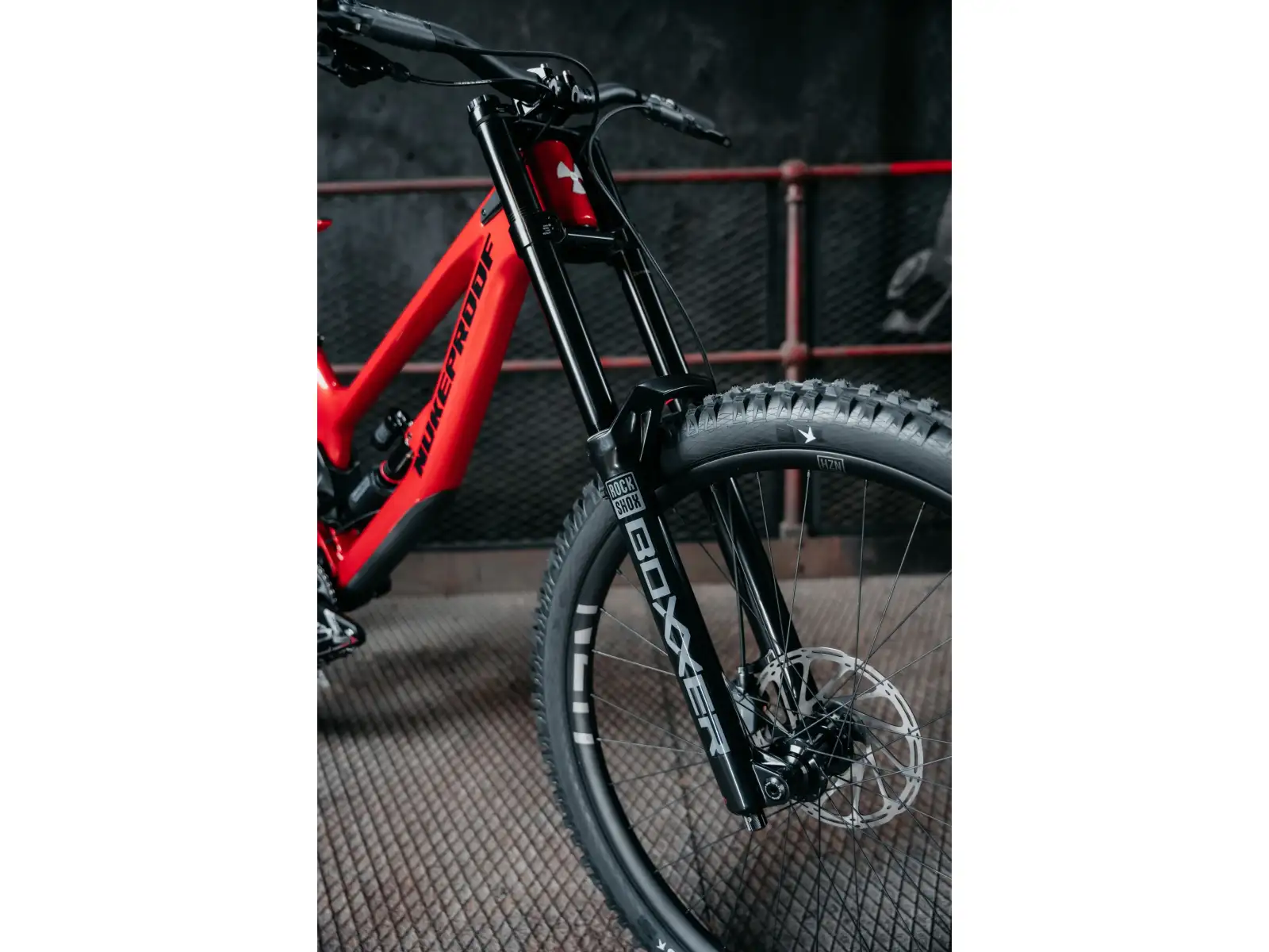 Nukeproof Dissent Carbon Pro 297 GX DH7 zjazdový bicykel Red