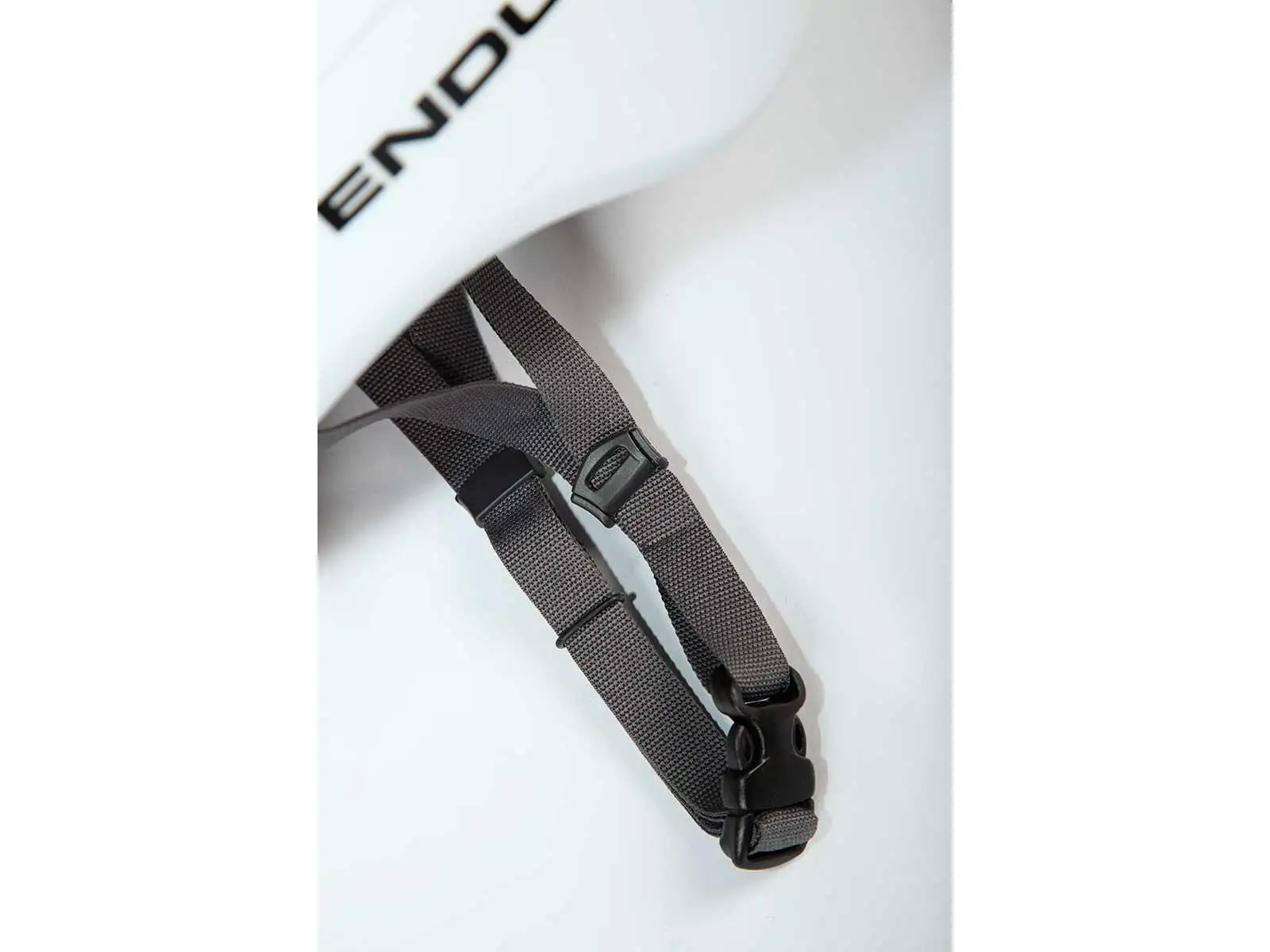 Endura Xtract II prilba Black