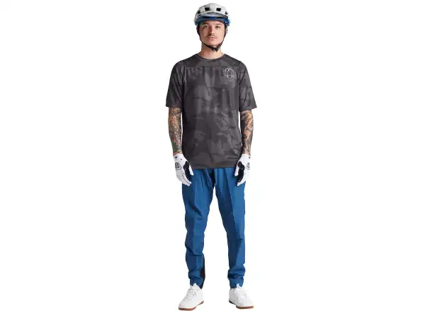 Troy Lee Designs Skyline dres krátky rukáv Shadow Camo Carbon VZORка