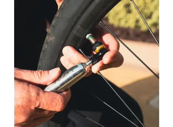 Lezyne Pocket Drive CO2 pumpa + 16 g bombička