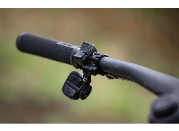 Horský elektrobicykel Superior iXF 9.8 matný jagavý karbón