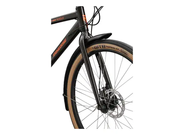 Trekingový bicykel Mongoose Rogue BLK