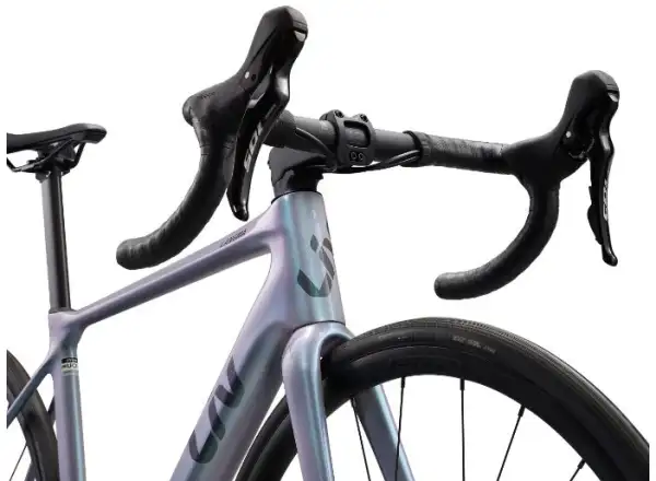 Liv Langma Advanced 2 QOM cestný bicykel Prismatic Haze