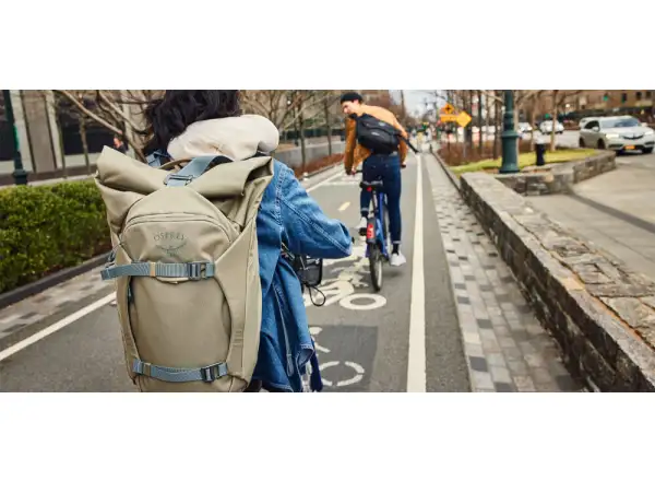 Osprey Metron 22 l Roll Top batoh Čierna
