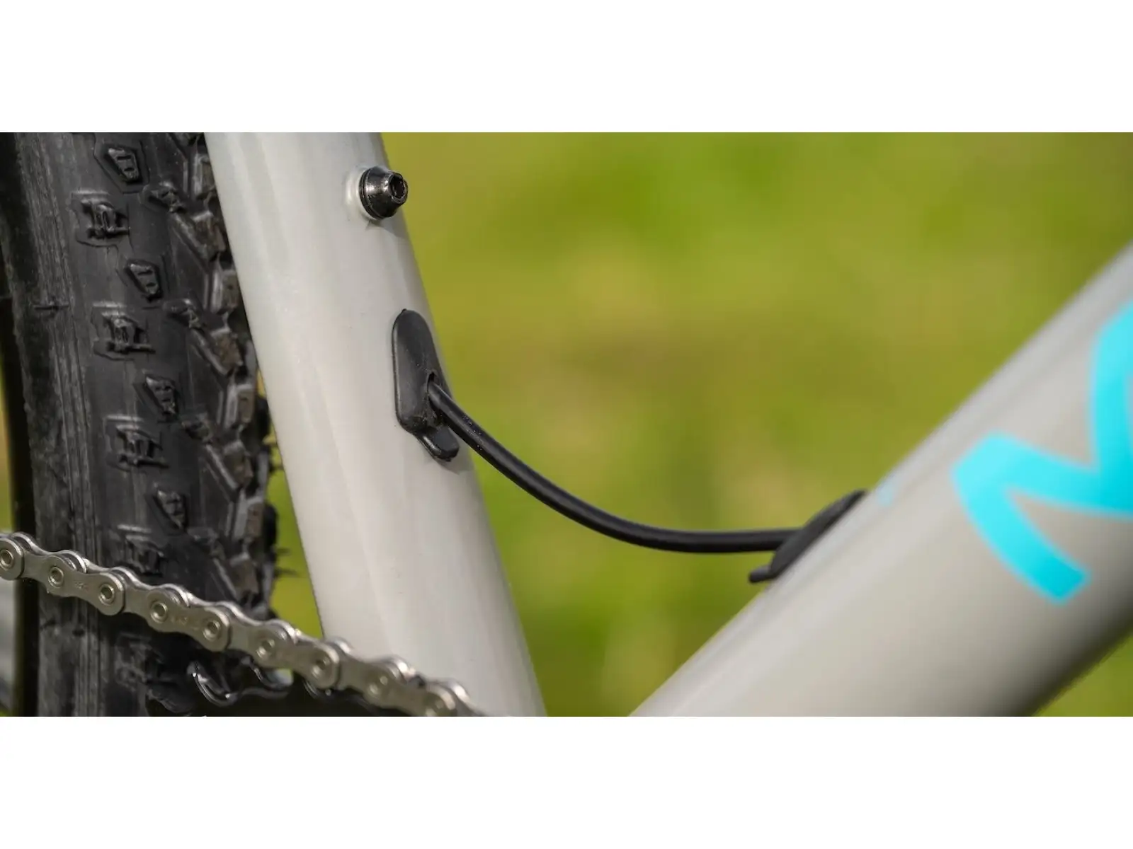 Štrkovací bicykel Marin Gestalt XR Gloss Black/Gray/Blue
