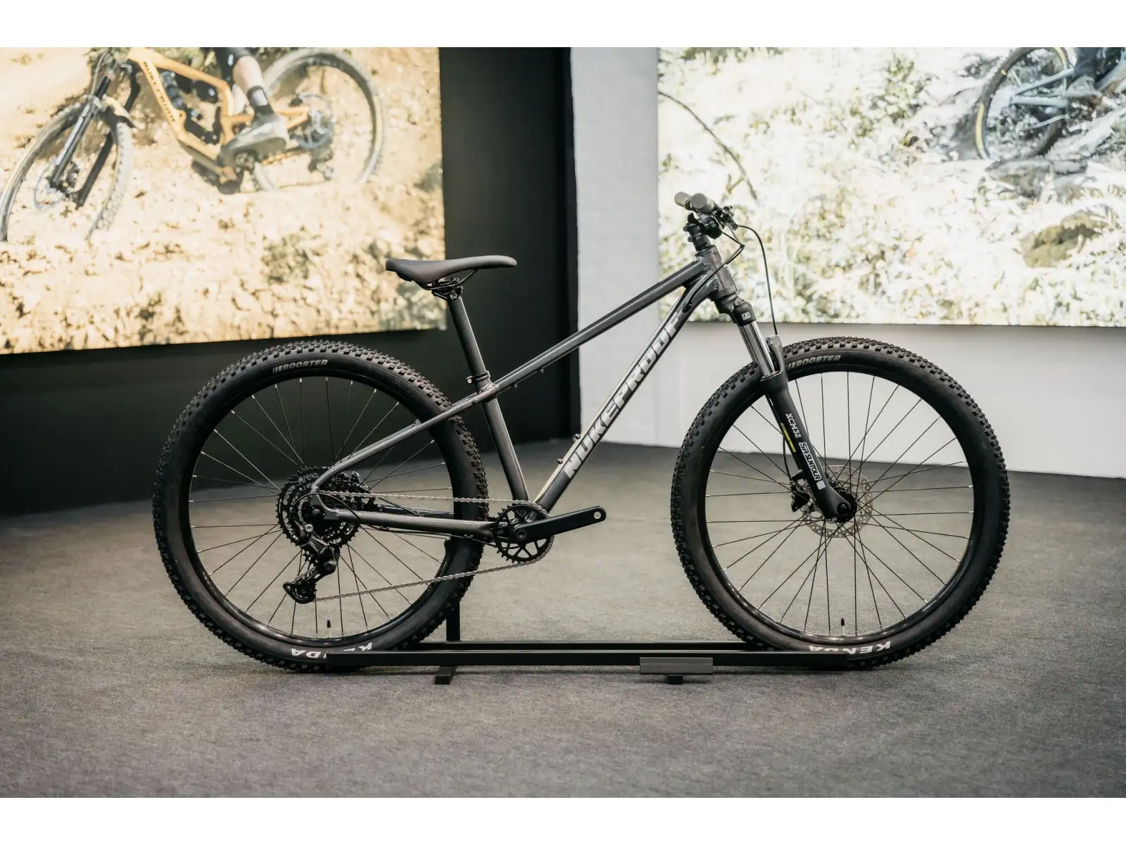 Nukeproof Tracker Sport 290 Essa 1x8 horský bicykel Black/Bronze