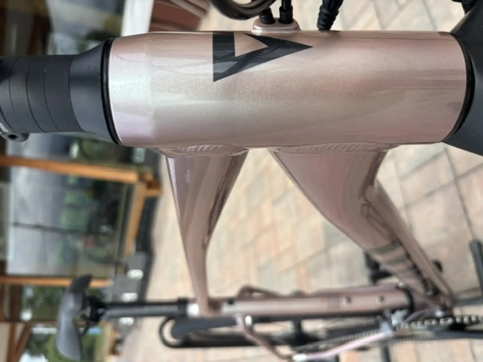Giant Roam 3 trekingový bicykel Shell White