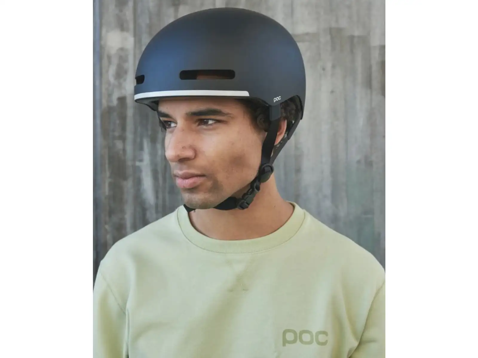 POC Corpora prilba Uranium Black Matt