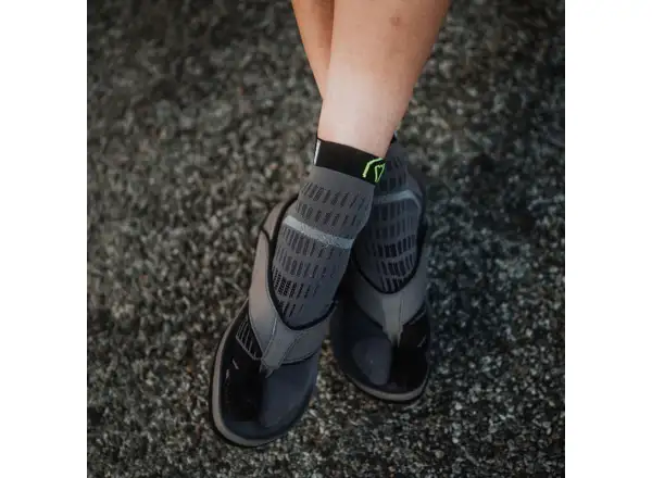 Bežecké ponožky Sidas T-Free Run sivá/čierna