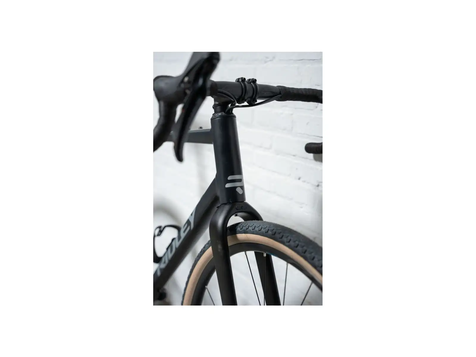 Ridley Kanzo Adventure Alu GRX400 gravel bicykel Black