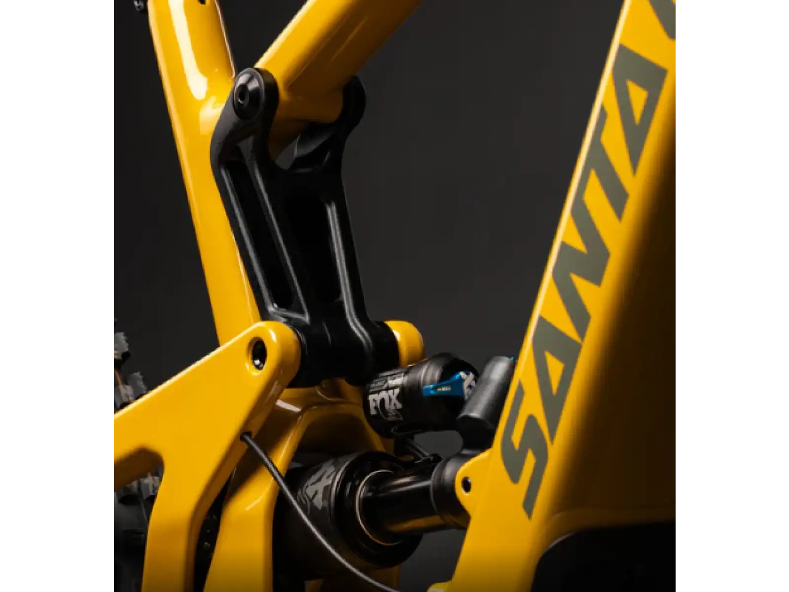 Santa Cruz Heckler SL 1 C 70 celoodpružený elektrobicykel Gloss Mustard Yellow