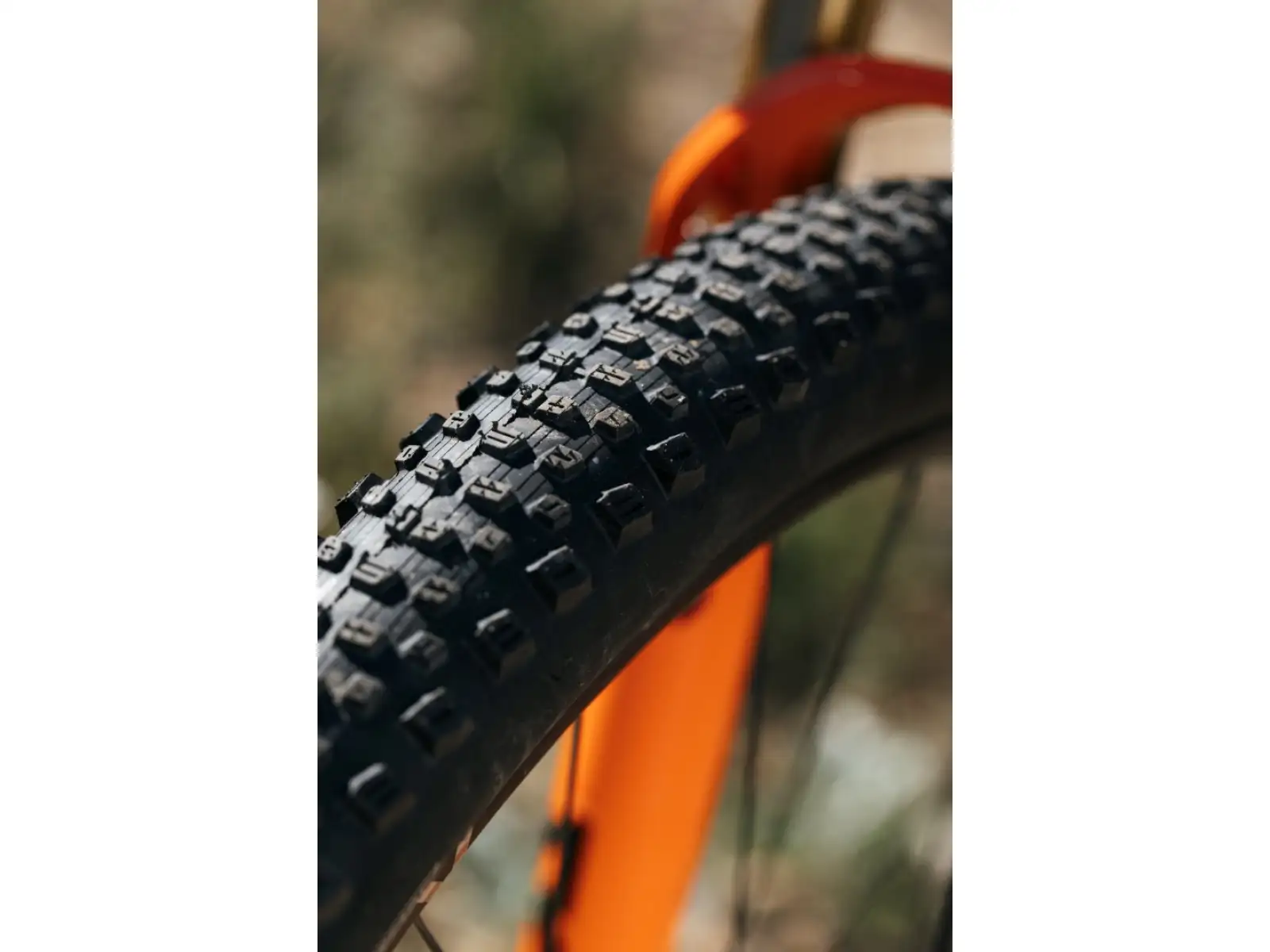 Kenda K-Series Dagger XC, TR 29x2,40" MTB plášť kevlar hnedá
