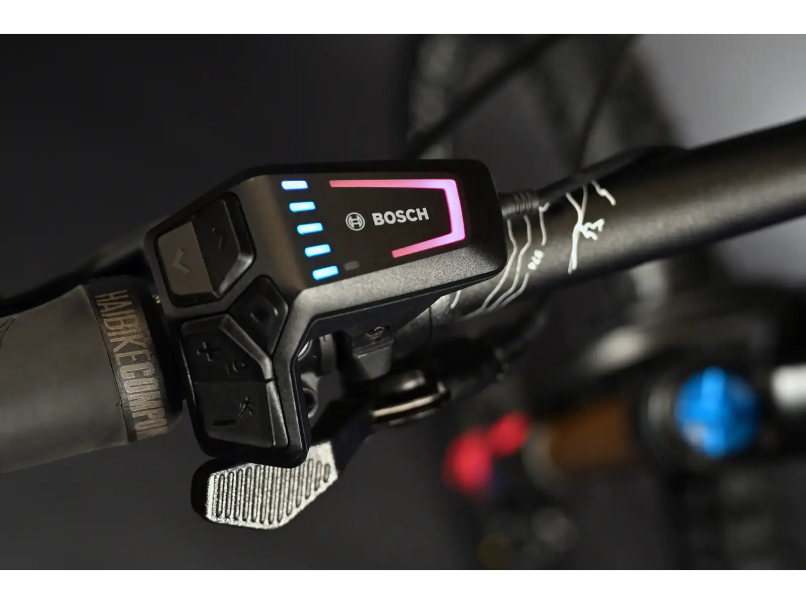 Haibike Hybe 11 Blue/Magenta/Pink celoodpružený elektrobicykel