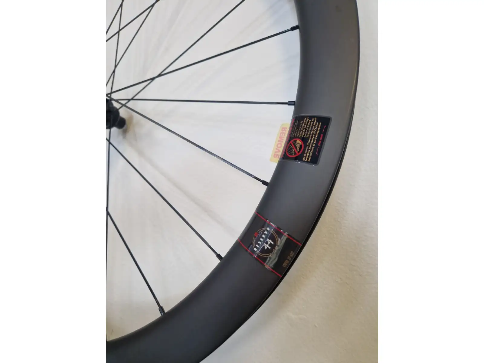 Reserve 40/44 GR 700c DT 350 CL karbónové gravel zapletené kolesá orech Microspline - Z kolesa demontované