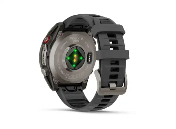 Garmin fenix 8 Pro 47 mm, AMOLED Sapphire, Titanium so silikónovým remienkom Graphite/Black