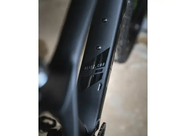 Rock Machine Blizz CRB 90-29 AXS horský bicykel Stealth Black