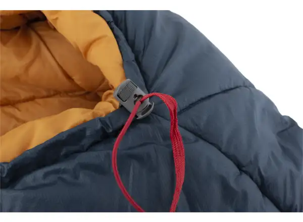 Pinguin Lava 350 spacák 195 cm zelená
