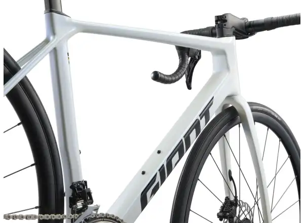Cestný bicykel Giant TCR Advanced 2 KOM Illusion White