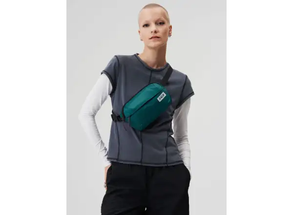 Aevor Hip Bag Ease taštička cez rameno/ľadvinka Evergreen