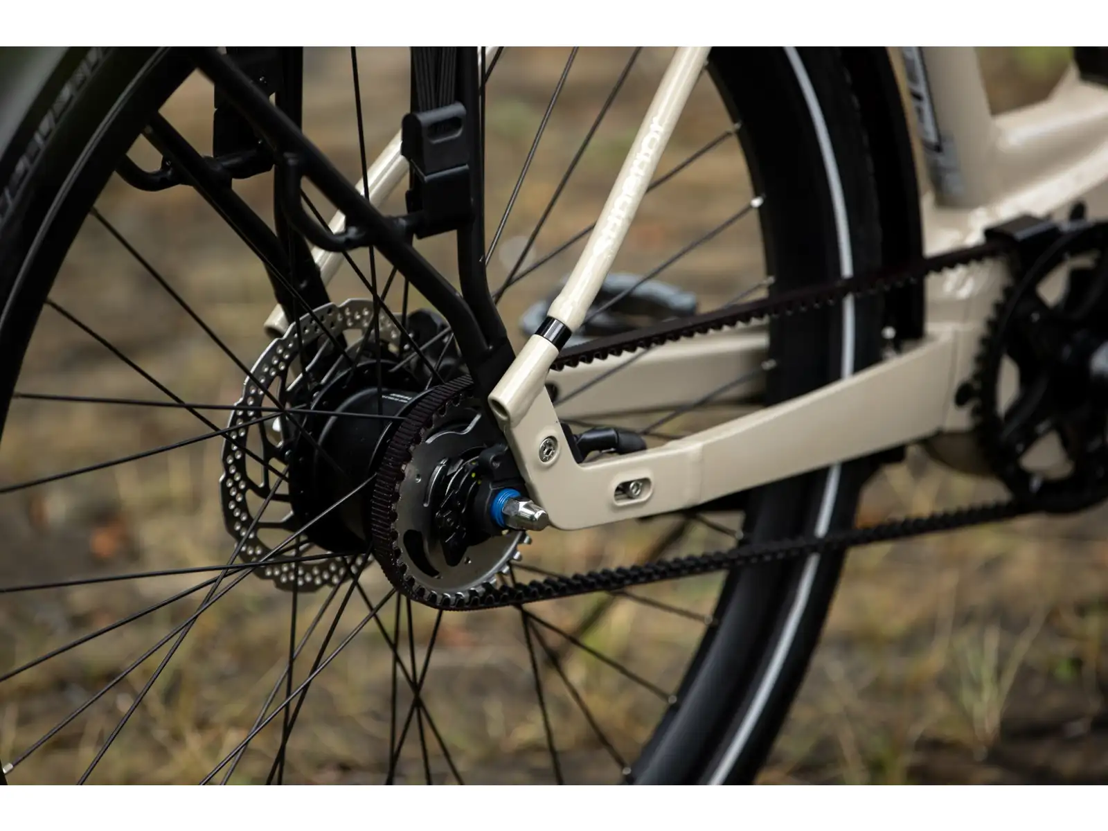 Superior eWAY 6.45 mestský elektrobicykel Gloss Dust