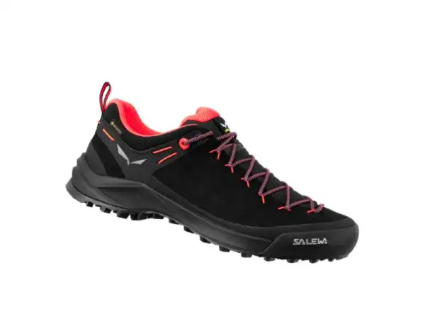 Salewa WS Wildfire Leather dámske topánky Black/Fluo Coral