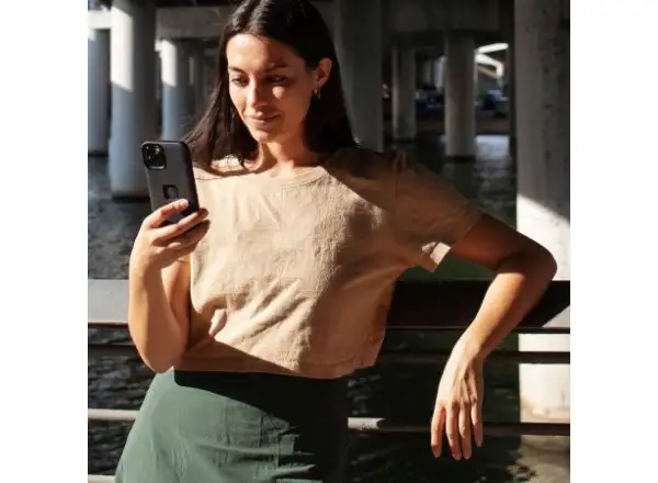 Peak Design Mobilný Everyday Case iPhone 12 Pro obal na mobil Charcoal