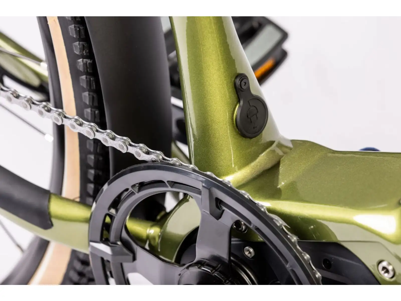 Rock Machine Gravelride e500 gravel elektrobicykel Matte Khaki/Black PREDVÁDZACIE