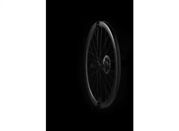 FFWD RYOT55 DT240 2:1 EXP cestné vypletené kolesá plášťové MattBlack Sram XDR orech