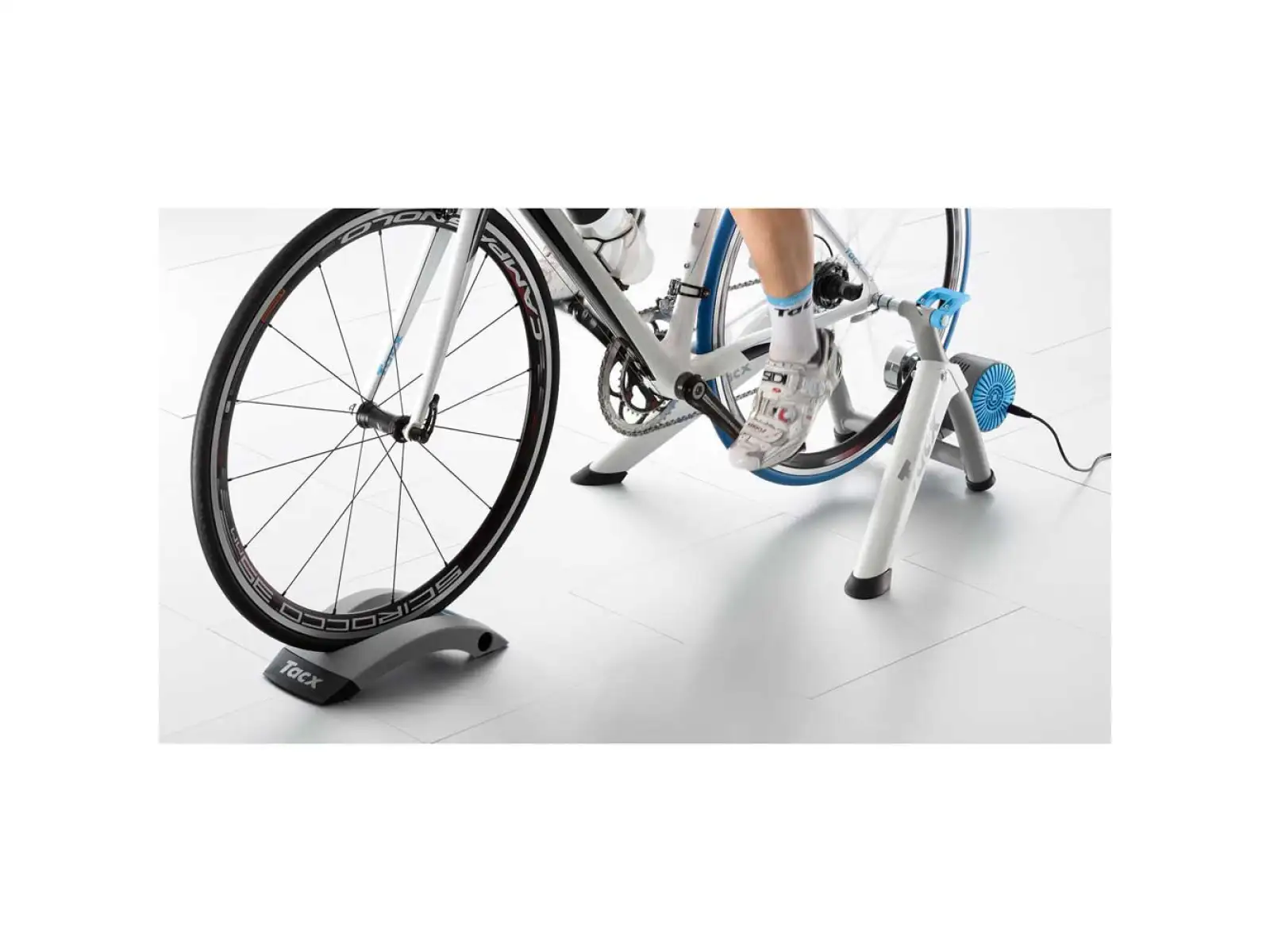 Tacx Flow Smart trenažér