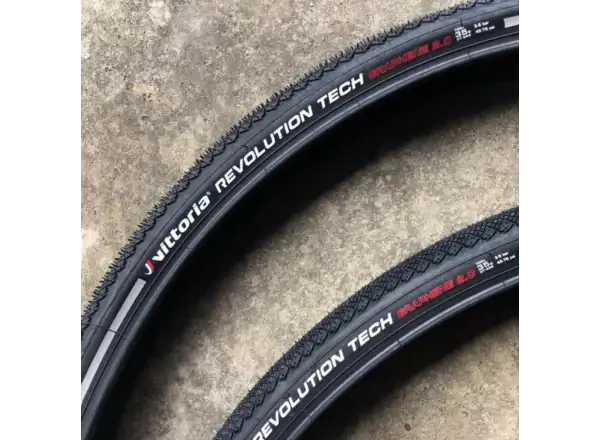 Vittoria Revolution Tech Reflective G2.0 26x2,00" trekingový/city plášť drôt