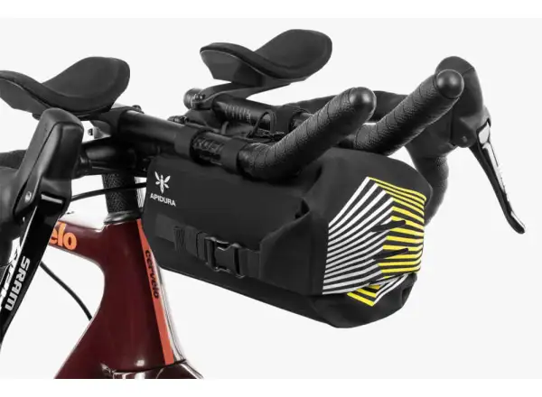 Apidura Racing aerotaška na riadidlá 2,5 l čierna