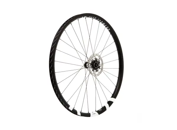 FFWD OUTLAW Alu 26 mm gravel vypletené kolesá