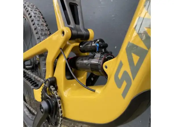 Santa Cruz Heckler SL 1 C MX S celoodpružený elektrobicykel Gloss Mustard