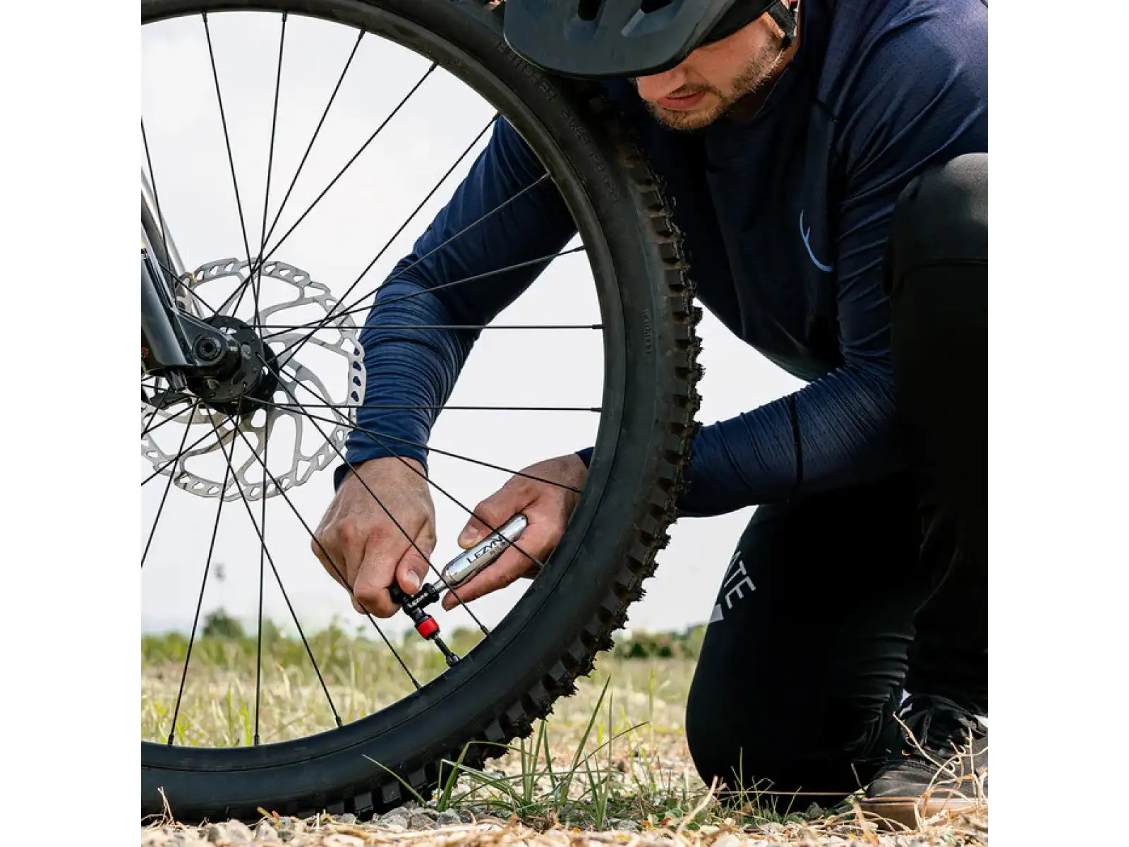 Lezyne CLIK Drive CO2 pumpa + 20g bombička