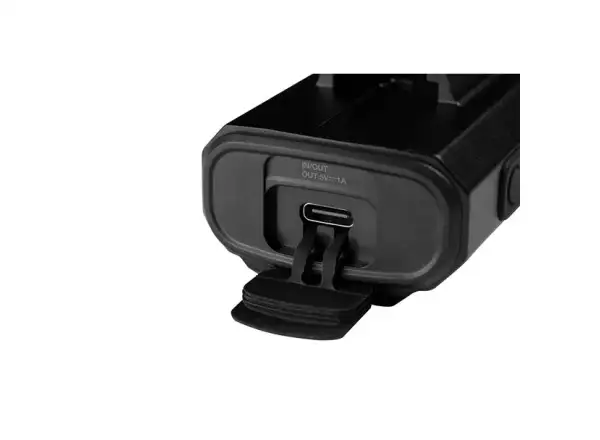 Giant Recon HL 1200 predné svetlo USB